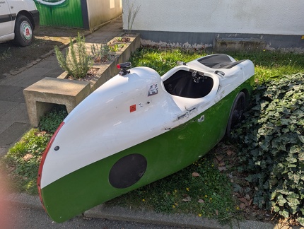 PXL 20250405 104545952