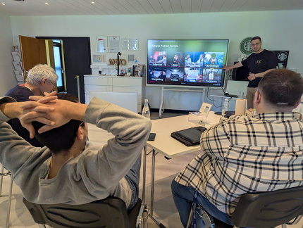 PXL 20250426 090548489