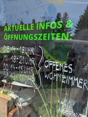 PXL 20250412 112142438